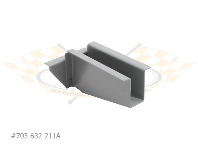 Bild 2 - Wagenheberaufnahme hinten