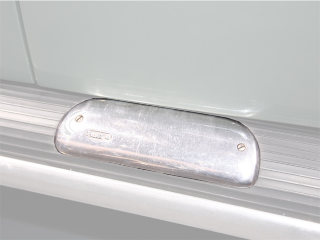 Bild 2 - Trittbrettbelagschutz Flat-4